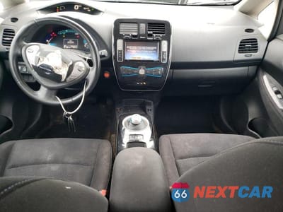 Zdjęcie 8 z 12 samochodu: 2016 NISSAN LEAF SV VIN:1N4BZ0CPXGC308461 - miniatura