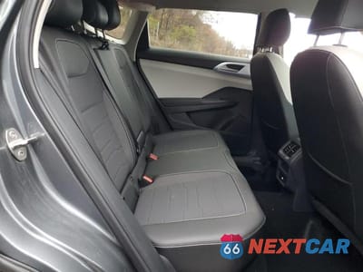 Zdjęcie 11 z 13 samochodu: 2025 VOLKSWAGEN TAOS SE VIN:3VVUC7B22SM026164 - miniatura