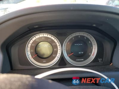 Zdjęcie 9 z 11 samochodu: 2013 VOLVO XC60 3.2 VIN:YV4940DZ9D2430590 - miniatura