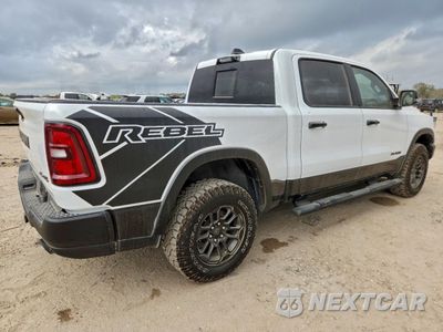Trzecie zdjęcie samochodu z tyłu: 2025 RAM 1500 REBEL VIN:1C6SRFLP9SN609188 - miniatura