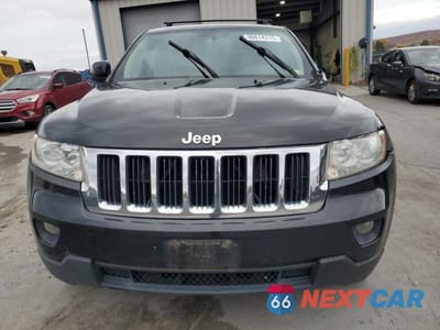 Piąte zdjęcie samochodu w środku: 2011 JEEP GRAND CHEROKEE LAREDO VIN:1J4RR4GG4BC567279 - miniatura