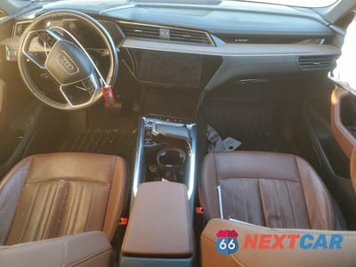 Zdjęcie 8 z 13 samochodu: 2024 AUDI Q8 E-TRON PREMIUM PLUS VIN:WA15AAGE7RB030800 - miniatura