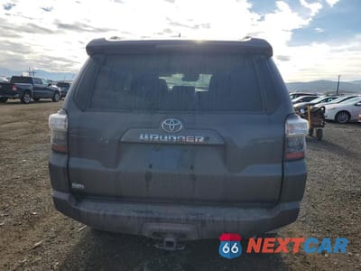 Zdjęcie 6 z 13 samochodu: 2021 TOYOTA 4RUNNER SR5 VIN:JTEMU5JR0M5882002 - miniatura