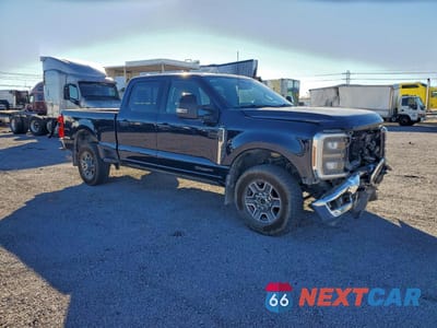 Czwarte zdjęcie samochodu z boku: 2024 FORD F250 SUPER DUTY VIN:1FT8W2BTXREC10805 - miniatura