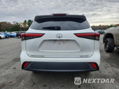 Zdjęcie 6 z 13 samochodu: 2022 TOYOTA HIGHLANDER XLE VIN:5TDGZRBH5NS236126 - miniatura