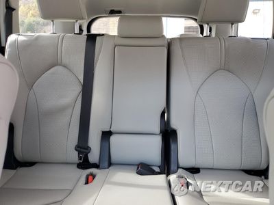 Zdjęcie 10 z 15 samochodu: 2025 TOYOTA GRAND HIGHLANDER LE VIN:5TDAAAB55SS079293 - miniatura