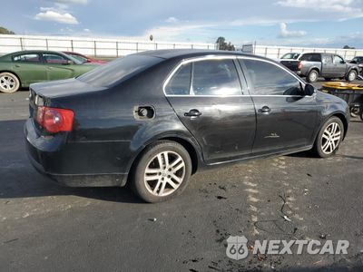 Trzecie zdjęcie samochodu z tyłu: 2005 VOLKSWAGEN NEW JETTA 2.5L OPTION PACKAGE 1 VIN:3VWSF71K45M601929 - miniatura