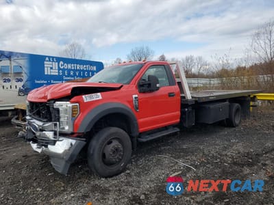 2019 FORD F550 SUPER DUTY ROLLBACK TRUCK 1FDUF5HY8KDA07938 - główne zdjęcie licytacji z USA - miniatura