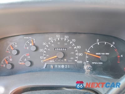 Zdjęcie 9 z 12 samochodu: 1999 FORD F350 SUPER DUTY VIN:1FTWW33FXXEA90068 - miniatura