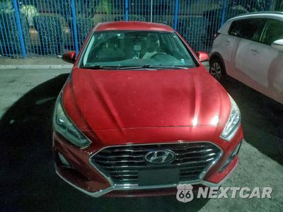Piąte zdjęcie samochodu w środku: 2019 HYUNDAI SONATA SE VIN:5NPE24AF3KH802445 - miniatura