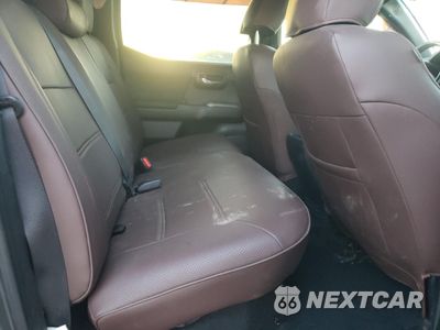 Zdjęcie 10 z 16 samochodu: 2018 TOYOTA TACOMA DOUBLE CAB VIN:3TMDZ5BN2JM050426 - miniatura