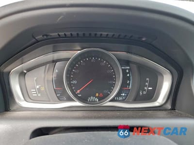 Zdjęcie 9 z 12 samochodu: 2016 VOLVO XC60 T5 PREMIER VIN:YV4612RK0G2856756 - miniatura