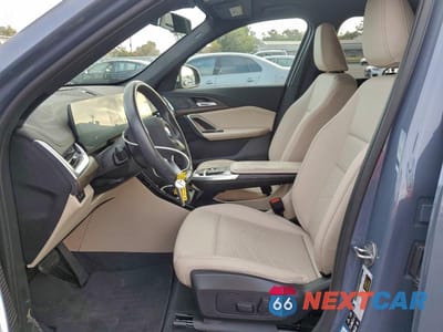 Zdjęcie 7 z 12 samochodu: 2024 BMW X1 XDRIVE28I VIN:WBX73EF06R5002509 - miniatura