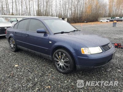 Czwarte zdjęcie samochodu z boku: 2000 VOLKSWAGEN PASSAT GLS VIN:WVWMA23B9YP344839 - miniatura