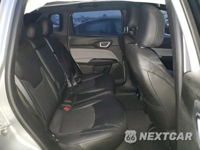 Zdjęcie 11 z 13 samochodu: 2025 JEEP COMPASS LATITUDE VIN:3C4NJDBN2ST560675 - miniatura
