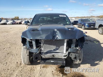 Piąte zdjęcie samochodu w środku: 2026 RAM 1500 LARAMIE VIN:1C6SRFJP9TN191204 - miniatura