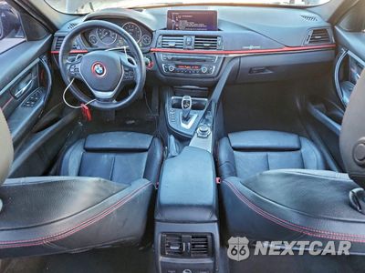Zdjęcie 8 z 14 samochodu: 2013 BMW 335 XI VIN:WBA3B9G52DNR89504 - miniatura