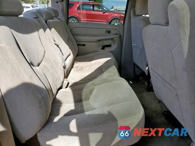 Zdjęcie 10 z 12 samochodu: 2005 CHEVROLET SILVERADO K1500 VIN:2GCEK13T851353111 - miniatura