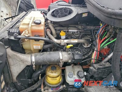 Zdjęcie 7 z 10 samochodu: 2019 FREIGLINER CASCADIA 113 VIN:3AKJGHDV5KDKK2802 - miniatura