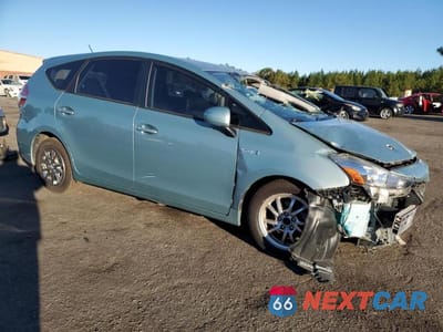 Czwarte zdjęcie samochodu z boku: 2017 TOYOTA PRIUS V VIN:JTDZN3EU4HJ070984 - miniatura