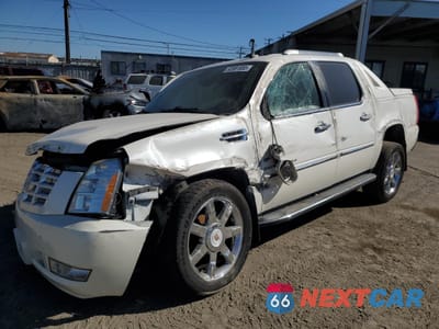 2012 CADILLAC ESCALADE EXT LUXURY 3GYT4MEF5CG151237 - główne zdjęcie licytacji z USA - miniatura