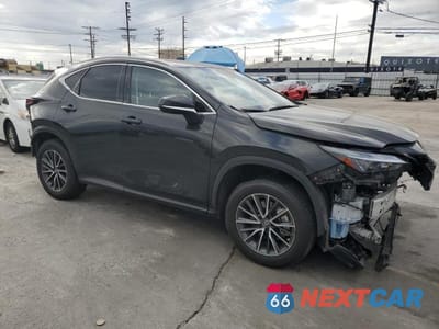 Czwarte zdjęcie samochodu z boku: 2024 LEXUS NX 350H BASE VIN:JTJGKCEZ9R5019516 - miniatura
