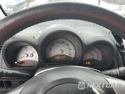 Zdjęcie 9 z 13 samochodu: 2007 TOYOTA SCION TC VIN:JTKDE167X70179356 - miniatura