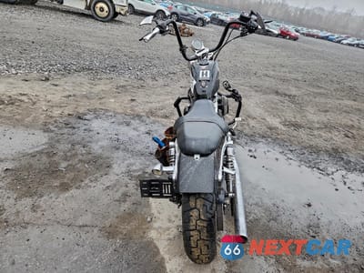 Drugie zdjęcie samochodu z przodu: 2015 HARLEY-DAVIDSON XL1200 V VIN:1HD1LF31XFC426707 - miniatura