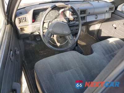 Zdjęcie 8 z 12 samochodu: 1988 TOYOTA PICKUP 1/2 TON RN50 VIN:JT4RN50R9J5145563 - miniatura