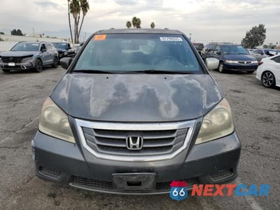 Piąte zdjęcie samochodu w środku: 2010 HONDA ODYSSEY EXL VIN:5FNRL3H79AB094285 - miniatura