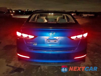 Zdjęcie 6 z 12 samochodu: 2018 HYUNDAI ELANTRA SE VIN:5NPD74LF3JH331860 - miniatura
