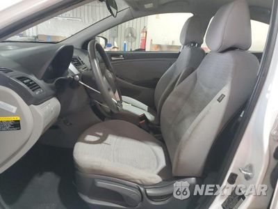 Zdjęcie 7 z 12 samochodu: 2017 HYUNDAI ACCENT SE VIN:KMHCT4AE4HU291821 - miniatura