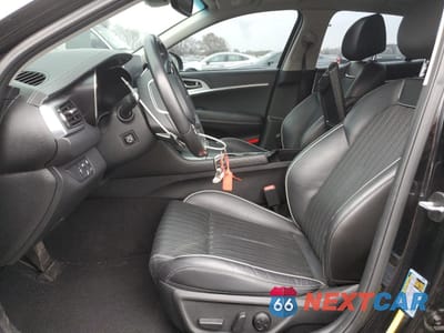 Zdjęcie 7 z 12 samochodu: 2021 GENESIS G70 ELITE VIN:KMTG34LA0MU076142 - miniatura