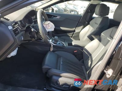 Zdjęcie 7 z 11 samochodu: 2024 AUDI A4 PREMIUM 45 VIN:WAUDAAF47RN004848 - miniatura