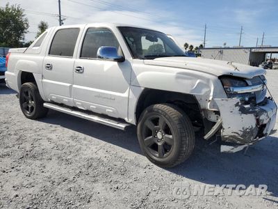 Czwarte zdjęcie samochodu z boku: 2002 CHEVROLET AVALANCHE C1500 VIN:3GNEC13T32G105730 - miniatura