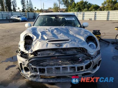 Piąte zdjęcie samochodu w środku: 2023 MINI COOPER S CLUBMAN ALL4 VIN:WMWXJ1C04P2T84261 - miniatura