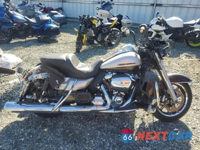 2018 HARLEY-DAVIDSON FLHTK ULTRA LIMITED 1HD1KED16JB664404 - główne zdjęcie licytacji z USA - miniatura