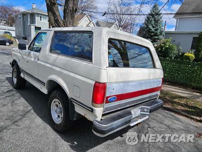 Trzecie zdjęcie samochodu z tyłu: 1989 FORD BRONCO U100 VIN:1FMEU15N3KLB09036 - miniatura