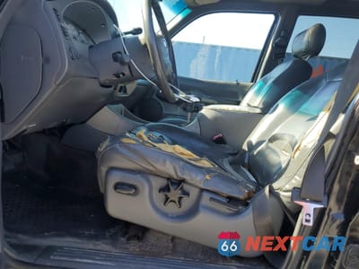 Zdjęcie 7 z 14 samochodu: 2002 FORD EXPLORER SPORT TRAC VIN:1FMZU67E22UD07080 - miniatura