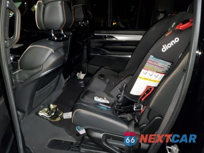 Zdjęcie 11 z 13 samochodu: 2022 JEEP GRAND WAGONEER SERIES III VIN:1C4SJVGJ2NS161141 - miniatura