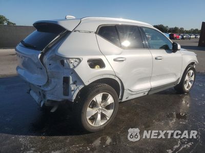 Trzecie zdjęcie samochodu z tyłu: 2021 VOLVO XC40 T5 MOMENTUM VIN:YV4162UK4M2486524 - miniatura