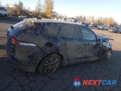 Trzecie zdjęcie samochodu z tyłu: 2020 JAGUAR F-PACE PRESTIGE VIN:SADCK2FX2LA645940 - miniatura