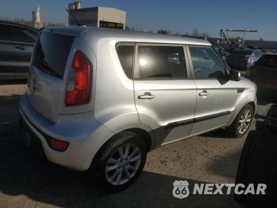Trzecie zdjęcie samochodu z tyłu: 2012 KIA SOUL + VIN:KNDJT2A62C7380402 - miniatura