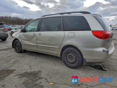 Drugie zdjęcie samochodu z przodu: 2010 TOYOTA SIENNA CE VIN:5TDKK4CC5AS293764 - miniatura