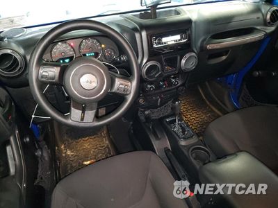Zdjęcie 8 z 12 samochodu: 2015 JEEP WRANGLER UNLIMITED SPORT VIN:1C4BJWDG5FL692134 - miniatura