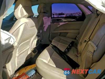 Zdjęcie 10 z 13 samochodu: 2018 LINCOLN MKZ PREMIERE VIN:3LN6L5A96JR623079 - miniatura