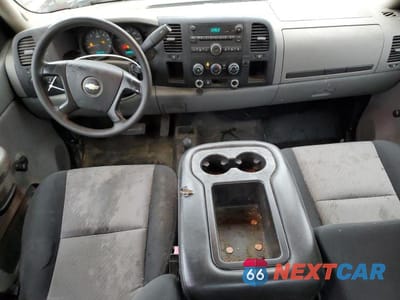 Zdjęcie 8 z 12 samochodu: 2007 CHEVROLET SILVERADO K1500 CREW CAB VIN:2GCEK13C171673082 - miniatura