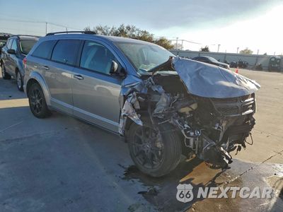 Czwarte zdjęcie samochodu z boku: 2019 DODGE JOURNEY SE VIN:3C4PDCBG7KT816305 - miniatura