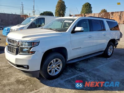 2020 CHEVROLET SUBURBAN C1500 LT 1GNSCHKC3LR250832 - główne zdjęcie licytacji z USA - miniatura
