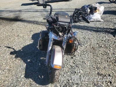 Drugie zdjęcie samochodu z przodu: 2018 HARLEY-DAVIDSON FLHTK ULTRA LIMITED VIN:1HD1KED16JB664404 - miniatura